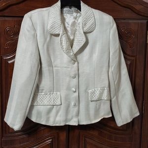 Passports Pier 1 Imports 3 Pc Skirt Suit XS
